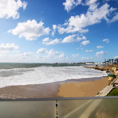 Phaedrus Living: Seaside Modern Flat Limnaria 123 Apartment Paphos Bagian luar foto
