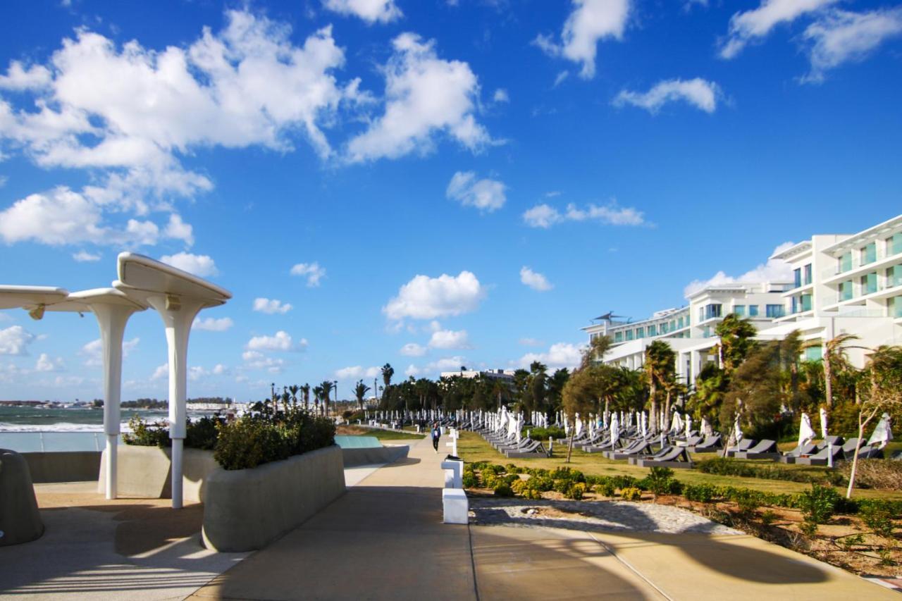 Phaedrus Living: Seaside Modern Flat Limnaria 123 Apartment Paphos Bagian luar foto